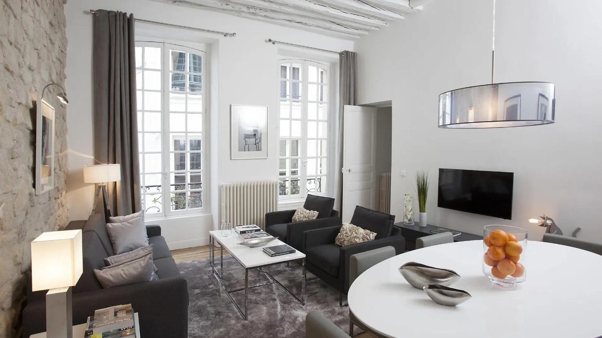 Livinparis - Luxury 2 Bedrooms Le Marais I