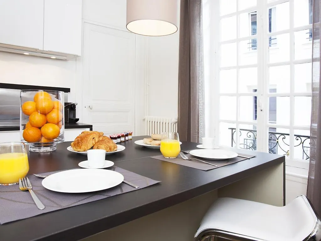 Livinparis - Luxury 2 Bedrooms Le Marais I